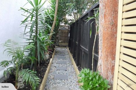 Photo of property in 5/3 Tagalad Road, Mission Bay, Auckland, 1071