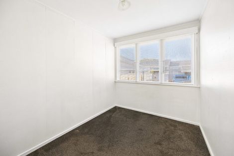 Photo of property in 50 Taylor Road, Mangere Bridge, Auckland, 2022