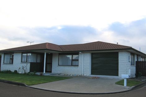 Photo of property in 4 Camellia Court, Palmerston North, 4414