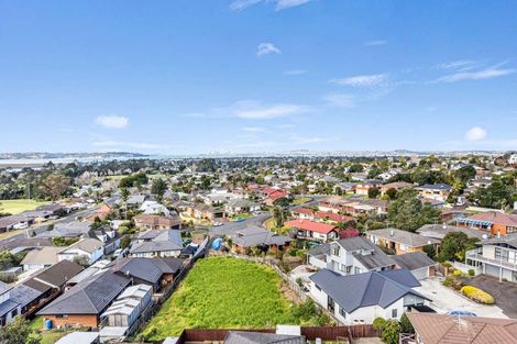 Photo of property in 10 Fernbird Place, Massey, Auckland, 0614