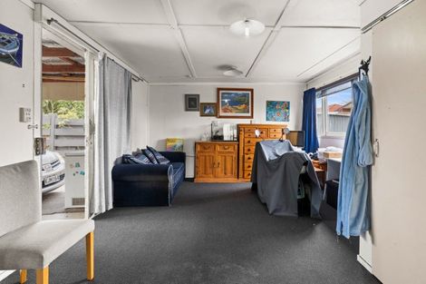 Photo of property in 106 Avondale Road, Taradale, Napier, 4112