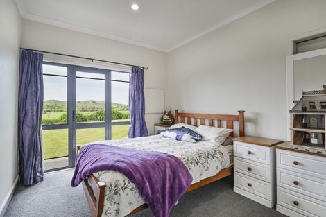 Photo of property in 40 Wheatley Road, Waiohiki, Napier, 4183