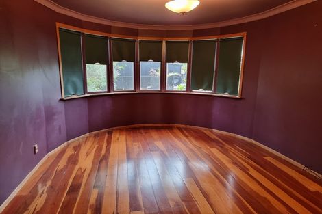 Photo of property in 10 Mona Avenue, Mangere Bridge, Auckland, 2022