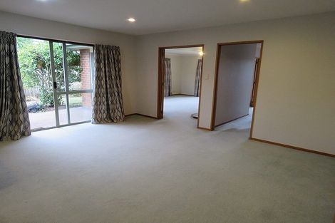 Photo of property in 10 Mull Place, Broomfield, Christchurch, 8042