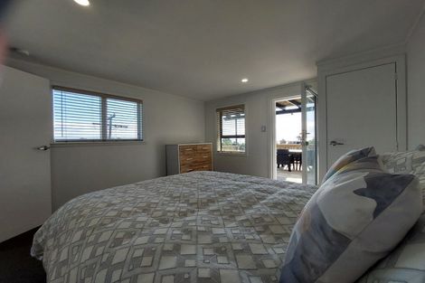 Photo of property in 10 Bisley Avenue, Moana, Nelson, 7011