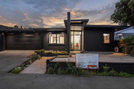 Photo of property in 22 Wakatu Avenue, Moncks Bay, Christchurch, 8081