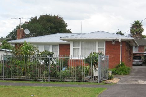 Photo of property in 9 Archlynn Road, Kelston, Auckland, 0602