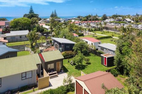 Photo of property in 15a Leo Street, Waihi Beach, 3611