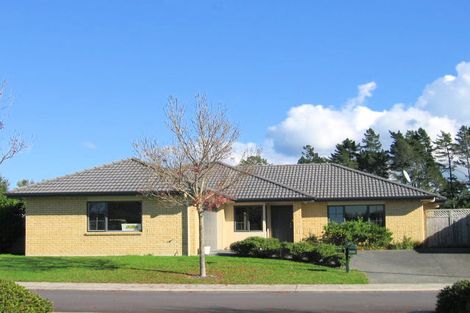 Photo of property in 10 Lantern Court, Henderson, Auckland, 0612