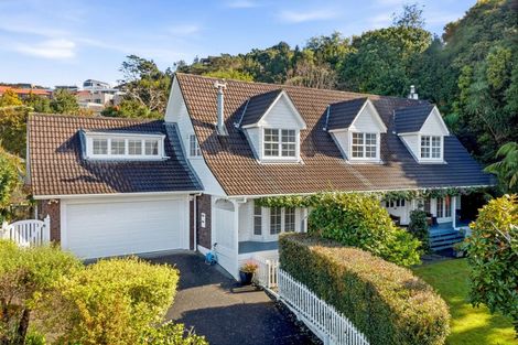 Photo of property in 199 Chelsea View Drive, Chatswood, Auckland, 0626