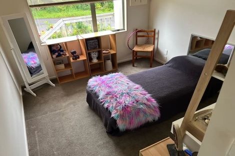 Photo of property in 90a Atkinson Road, Titirangi, Auckland, 0604