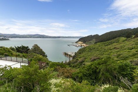 Photo of property in 18 Countess Close, Maupuia, Wellington, 6022