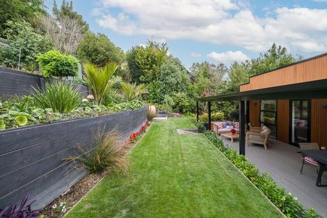 Photo of property in 11 Janice Place, Mount Pleasant, Christchurch, 8081