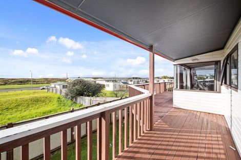 Photo of property in 197 Dickson Road, Papamoa Beach, Papamoa, 3118