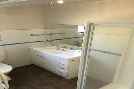 Photo of property in 18b Esmeralda Avenue, Avondale, Auckland, 1026