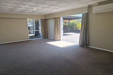 Photo of property in 18 Craig Grove, Elderslea, Upper Hutt, 5018