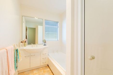 Photo of property in 11a Cheval Place, Taradale, Napier, 4112