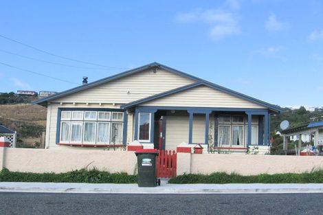 Photo of property in 12 Retter Street, Paparangi, Wellington, 6037