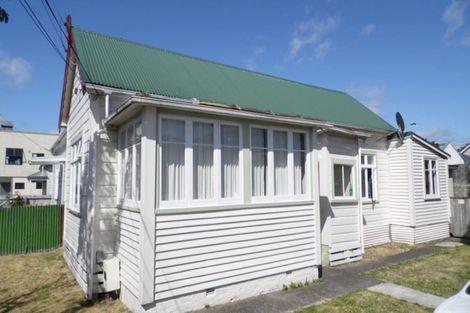 Photo of property in 53 Fitzherbert St Petone, Petone, Lower Hutt, 5012