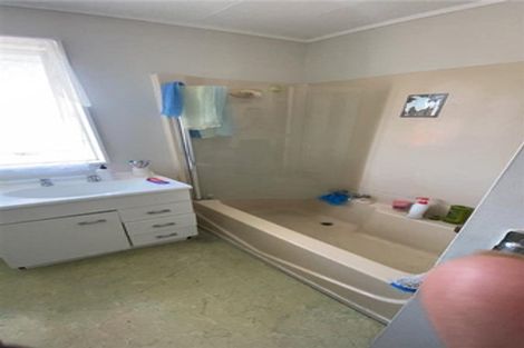 Photo of property in 353 Flaxmere Avenue, Flaxmere, Hastings, 4120