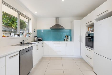 Photo of property in 19e Rewarewa Place, Matua, Tauranga, 3110