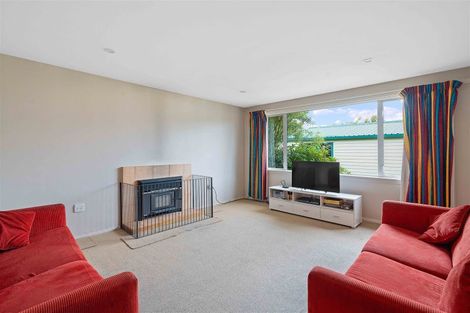 Photo of property in 51 Winters Road, Redwood, Christchurch, 8051