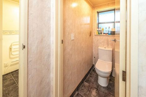 Photo of property in 5 Caversham Road, Westmere, Whanganui, 4501