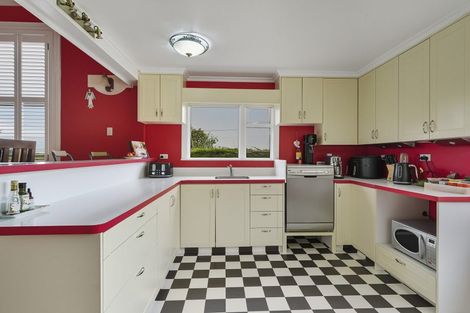 Photo of property in 34 Eglinton Road, The Glen, Dunedin, 9011
