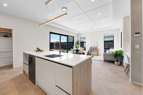 Photo of property in 14 Elsie Lange Way, Casebrook, Christchurch, 8051