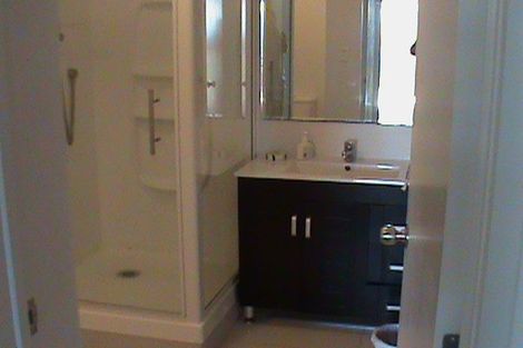 Photo of property in 1/167 Mokoia Road, Birkenhead, Auckland, 0626