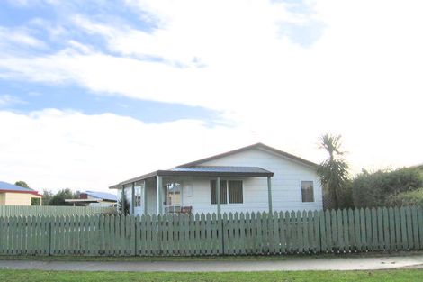 Photo of property in 1312 Jellicoe Street, Mayfair, Hastings, 4122