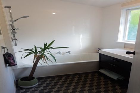 Photo of property in 479c Riverside Drive, Fairfield, Lower Hutt, 5011
