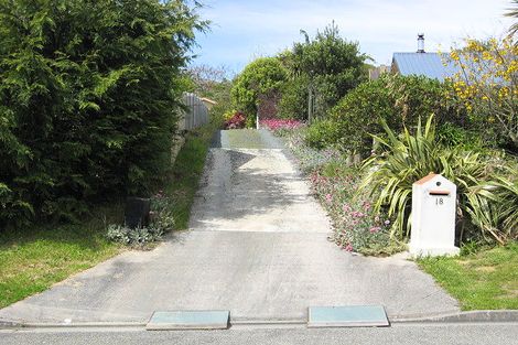 Photo of property in 18 Jessie Street, Mapua, 7005