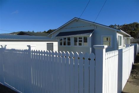 Photo of property in 1 Woodland Road, Johnsonville, Wellington, 6037