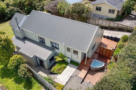Photo of property in 126 Lynn Road, Bayview, Auckland, 0629