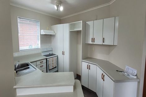 Photo of property in 8 Burns Street, Westown, New Plymouth, 4310