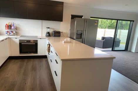 Photo of property in 7/77 Glenmore Road, Sunnyhills, Auckland, 2010