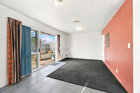 Photo of property in 84a Mackworth Street, Woolston, Christchurch, 8062