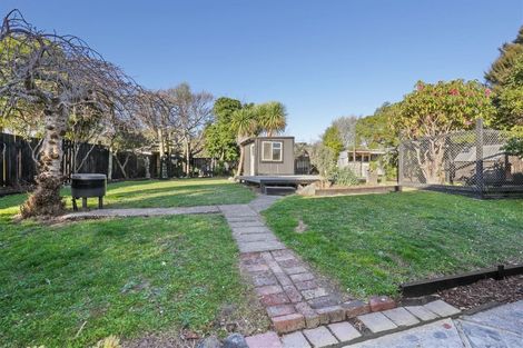 Photo of property in 21 Martin Street, Ranui, Porirua, 5024