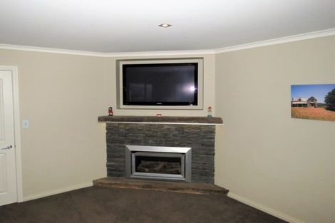 Photo of property in 38 Wharfe Street, South Hill, Oamaru, 9400