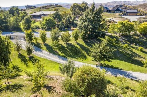 Photo of property in 8 Short Street, Bannockburn, Cromwell, 9384