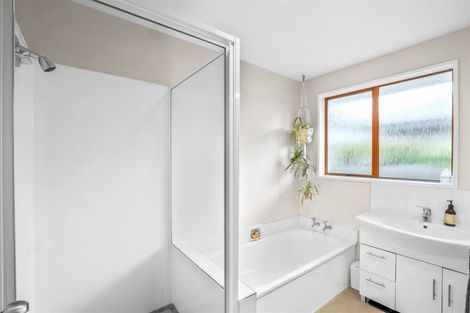 Photo of property in 236 Keyes Road, New Brighton, Christchurch, 8083