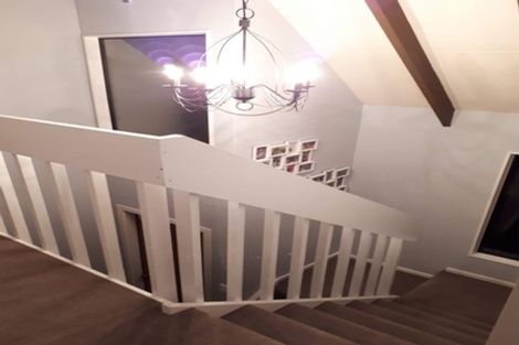 Photo of property in 8a Wattle Grove, Maungaraki, Lower Hutt, 5010