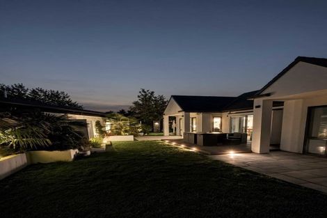 Photo of property in 3 Fieldmoor Place, Parklands, Christchurch, 8083