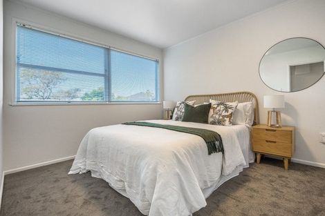 Photo of property in 2/13-15 Campbell Road, Takapuna, Auckland, 0622