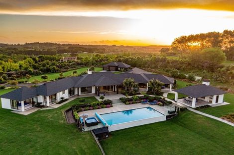 Photo of property in 81 Grace Hill Drive, Dairy Flat, Albany, 0792