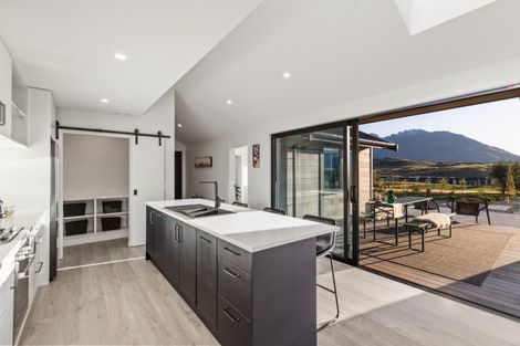 Photo of property in 11 Torridon Court, Jacks Point, Queenstown, 9371