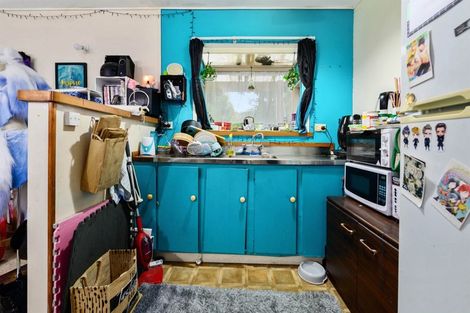 Photo of property in 118 Koutu Road, Kawaha Point, Rotorua, 3010