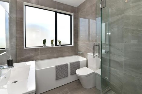 Photo of property in 61 Landmark Terrace, Orewa, 0931