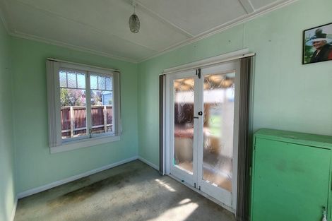 Photo of property in 14 Hunia Street, Marton, 4710